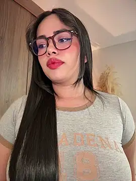 Snapshot of andra_rose chatting on July 17, 11:20 pm andra rose online show from July 17, 11:20 pm