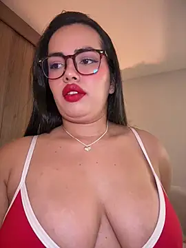 Snapshot of andra_rose chatting on July 21, 11:07 pm andra rose online show from July 21, 11:07 pm