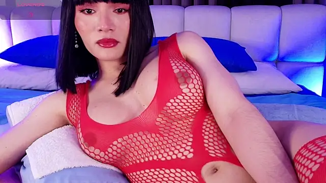 sweetieluna01 online show from August 3, 9:29 pm