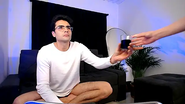 Snapshot of xxxvandersexxx chatting on January 13, 10:03 am xxxvandersexxx online show from January 13, 10:03 am