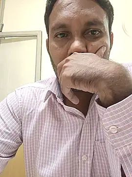 Snapshot of adicma123 chatting on June 26, 7:57 am adicma123 online show from June 26, 7:57 am