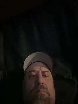 Snapshot of Bud6969r chatting on November 2, 1:08 am Bud6969r online show from November 2, 1:08 am