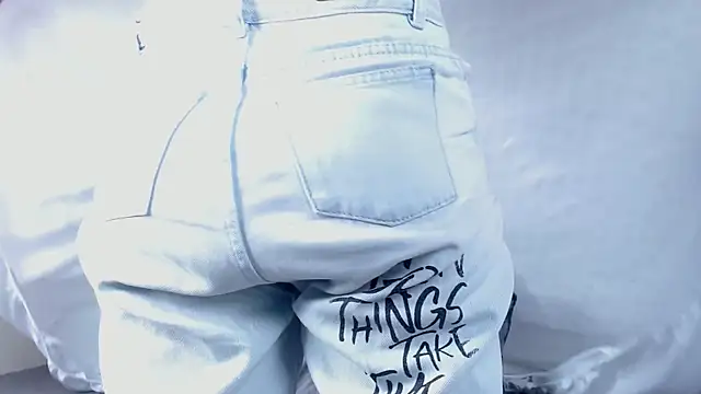 EmmaWilliamss online show from January 17, 5:27 pm