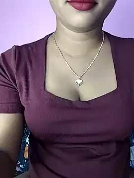 Snapshot of ANGE-MOU chatting on January 31, 10:20 am ANGE-MOU online show from January 31, 10:20 am