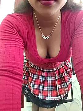 ANGE-MOU online show from February 18, 3:24 am