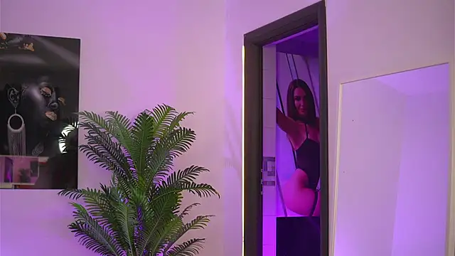 EllenKarter online show from May 14, 3:24 am