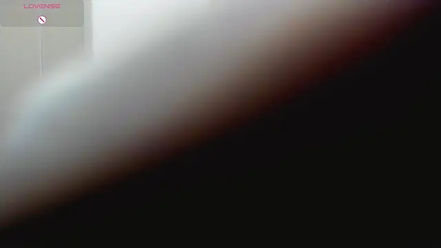 Snapshot of AvaAnne chatting on January 9, 1:24 pm AvaAnne online show from January 9, 1:24 pm