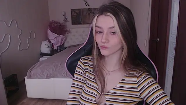 jeann elsaa online show from March 1, 7:08 am