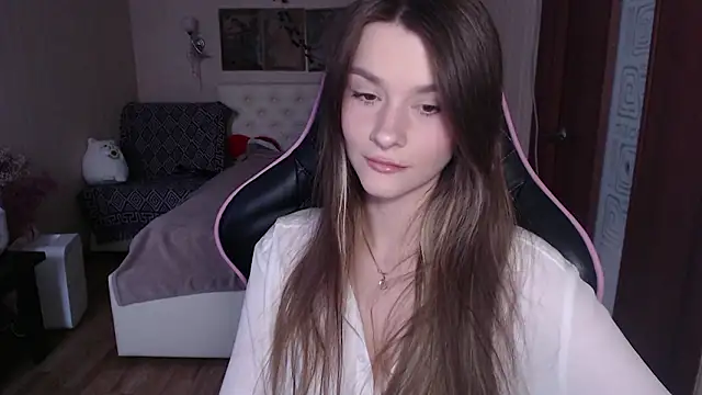 jeann elsaa online show from March 13, 3:35 am