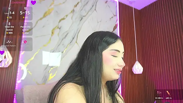 haylie  online show from December 31, 6:27 am