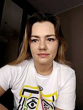 KrissSexi online show from October 25, 5:59 am