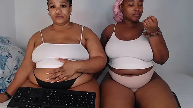 SexyAmeena2002 online show from March 2, 8:26 pm