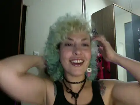 Snapshot of MariLouM chatting on July 1, 8:41 pm MariLouM online show from July 1, 8:41 pm