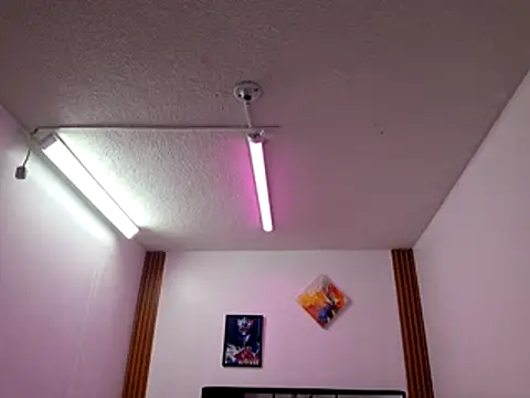 Snapshot of ORIANNA_BODMOD chatting on November 9, 12:42 am ORIANNA BODMOD online show from November 9, 12:42 am