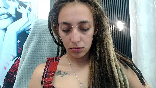 Snapshot of ORIANNA_BODMOD chatting on June 17, 4:59 am ORIANNA BODMOD online show from June 17, 4:59 am