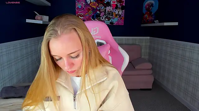 Barbie Lis online show from November 30, 1:31 am