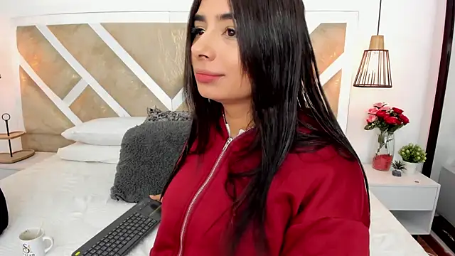 Snapshot of ZiaCalifa chatting on June 27, 11:48 am ZiaCalifa online show from June 27, 11:48 am