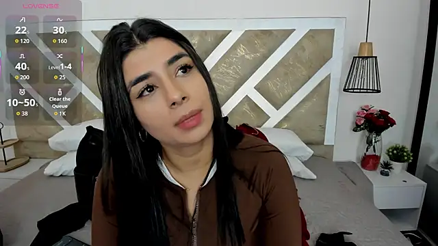 Snapshot of ZiaCalifa chatting on June 29, 11:54 am ZiaCalifa online show from June 29, 11:54 am