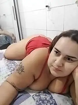 Snapshot of MinaBoss chatting on November 30, 3:32 am MinaBoss online show from November 30, 3:32 am