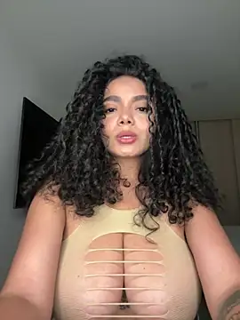 Mariecurl online show from May 1, 11:31 pm