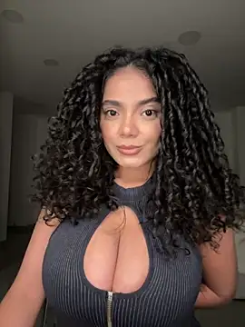 Snapshot of Mariecurl chatting on June 10, 11:46 pm Mariecurl online show from June 10, 11:46 pm