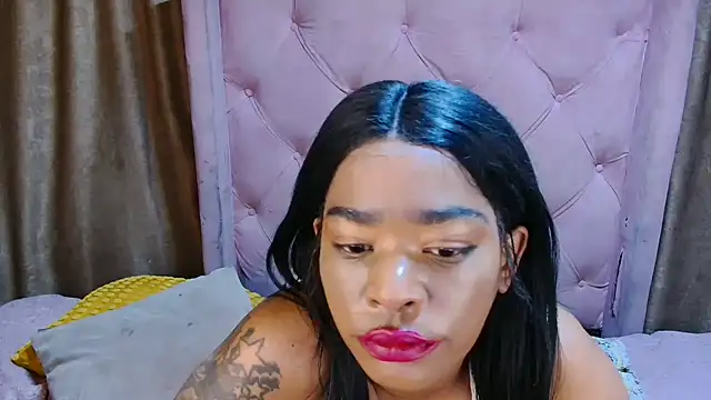 Snapshot of AFRICANGODDESSXXX chatting on August 7, 6:32 pm AFRICANGODDESSXXX online show from August 7, 6:32 pm