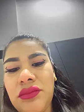 Snapshot of Insane_Issa chatting on February 16, 3:59 pm Insane Issa online show from February 16, 3:59 pm