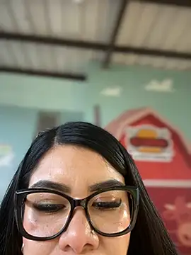 Snapshot of Insane_Issa chatting on March 22, 8:59 pm Insane Issa online show from March 22, 8:59 pm