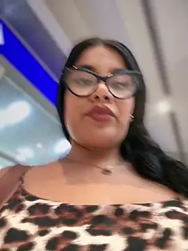 Snapshot of Insane_Issa chatting on June 5, 9:20 pm Insane Issa online show from June 5, 9:20 pm