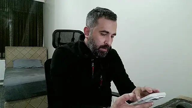 tgltplsr online show from March 4, 10:38 pm