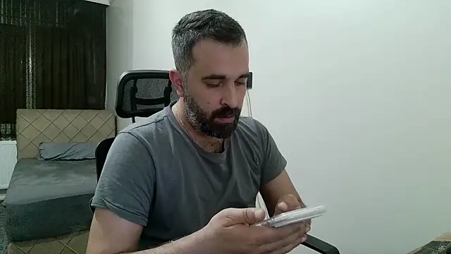 tgltplsr online show from March 6, 8:05 pm