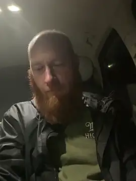 Snapshot of Ginger_Tim chatting on April 16, 6:14 am Ginger Tim online show from April 16, 6:14 am