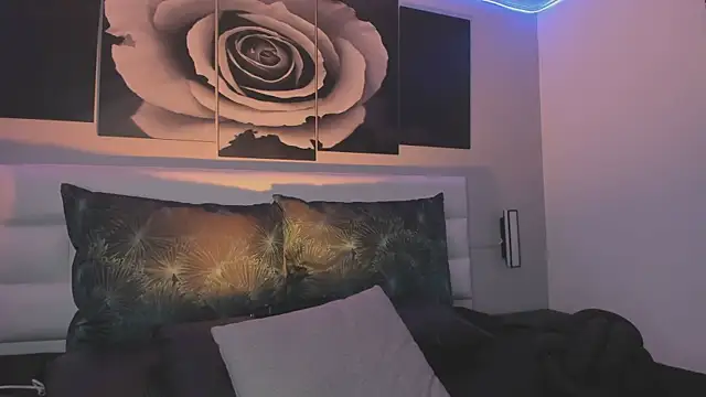 lena banks online show from November 26, 11:28 pm