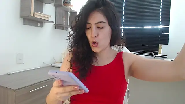 MIYESSI online show from October 3, 5:54 pm