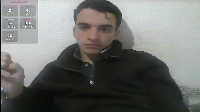 Snapshot of Tombgy07 chatting on December 22, 8:58 pm Tombgy07 online show from December 22, 8:58 pm