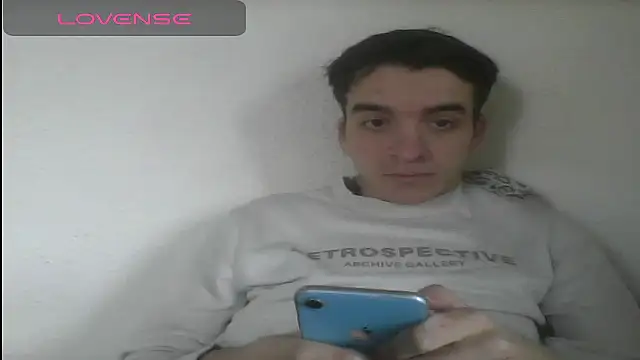 Snapshot of Tombgy07 chatting on March 15, 2:34 pm Tombgy07 online show from March 15, 2:34 pm