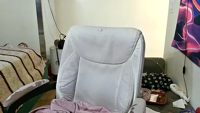 YasmineMinaj online show from December 14, 11:20 pm