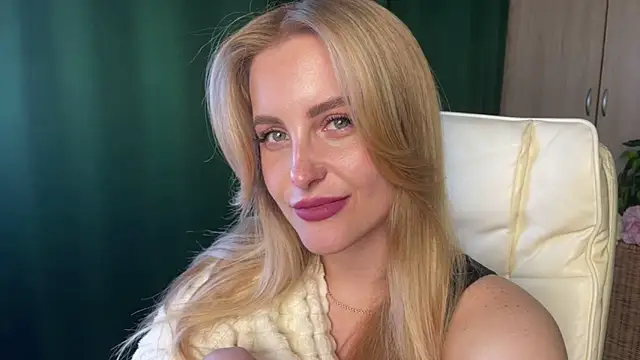 Snapshot of anita_blairr chatting on May 18, 4:07 am anita blairr online show from May 18, 4:07 am