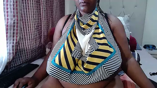 CHOCOLATEDARKBUSTYX online show from October 27, 9:13 am