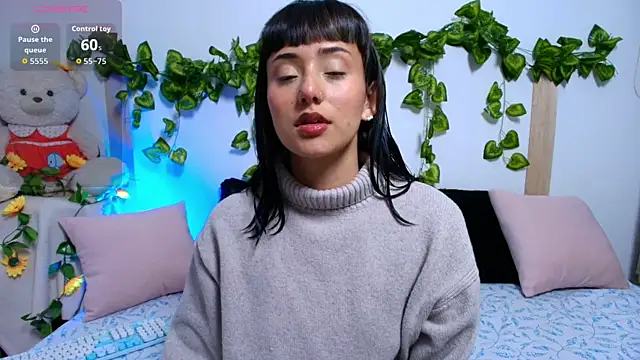 tati cardenas online show from November 2, 6:16 am