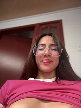 lauravasquez online show from March 8, 7:53 pm