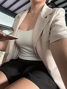 Jessical online show from February 15, 4:36 am