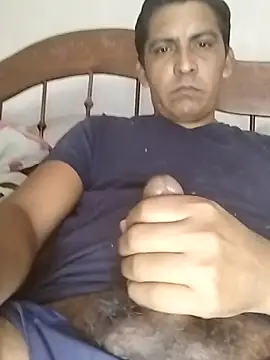 Snapshot of Coge_mamys_69 chatting on December 14, 7:46 pm Coge mamys 69 online show from December 14, 7:46 pm