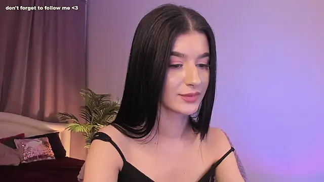 Snapshot of LauraCoy chatting on December 26, 3:38 am LauraCoy online show from December 26, 3:38 am