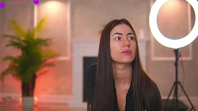 Abbela White online show from November 25, 6:02 am