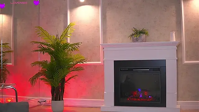 Abbela White online show from December 18, 7:36 am