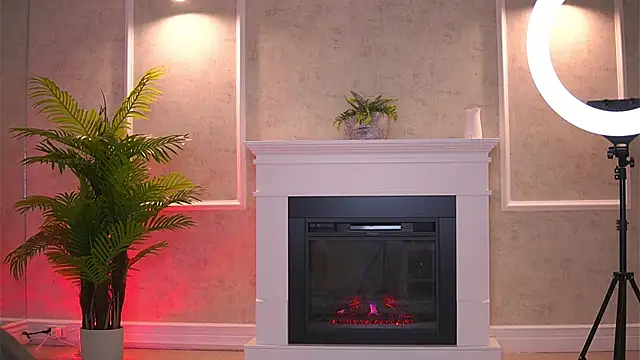 Abbela White online show from December 20, 7:15 am