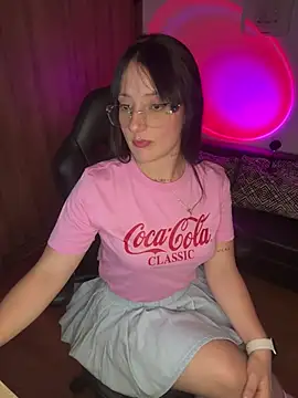 Megan lu2 online show from December 19, 6:34 am