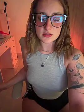 Megan lu2 online show from August 1, 4:56 am