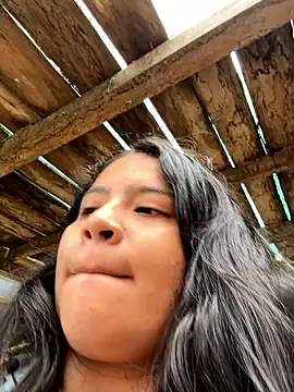 Snapshot of moncerrat_luna chatting on February 11, 9:14 pm moncerrat luna online show from February 11, 9:14 pm